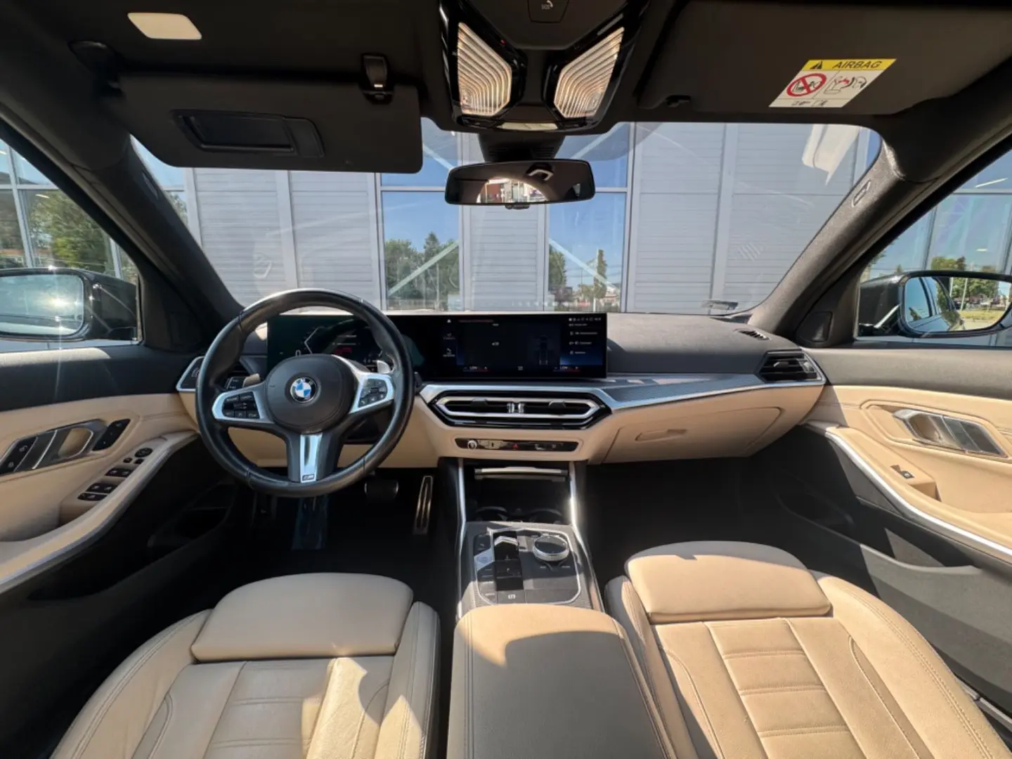 320i M Sport pro / Warranty / Service inclusive