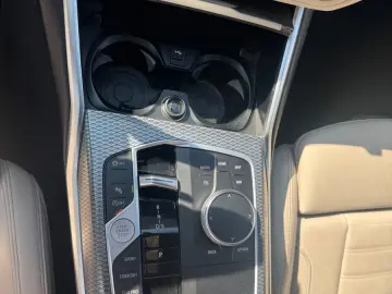 320i M Sport pro / Warranty / Service inclusive