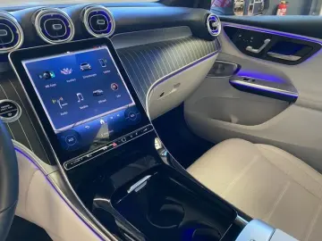 GLC 220 d 4M Distr. 360° Sound Memory Panorama..