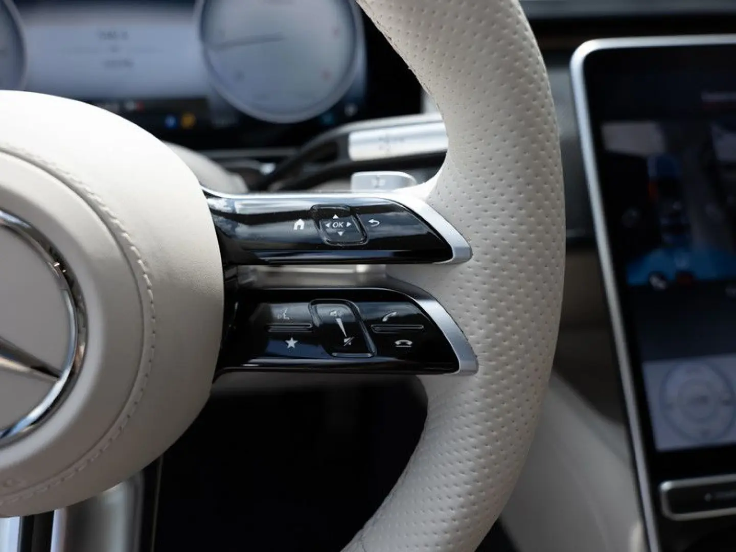 S 450 d 4M L AMG-Sport/Pano/Burm/HUD/Distr/Airm