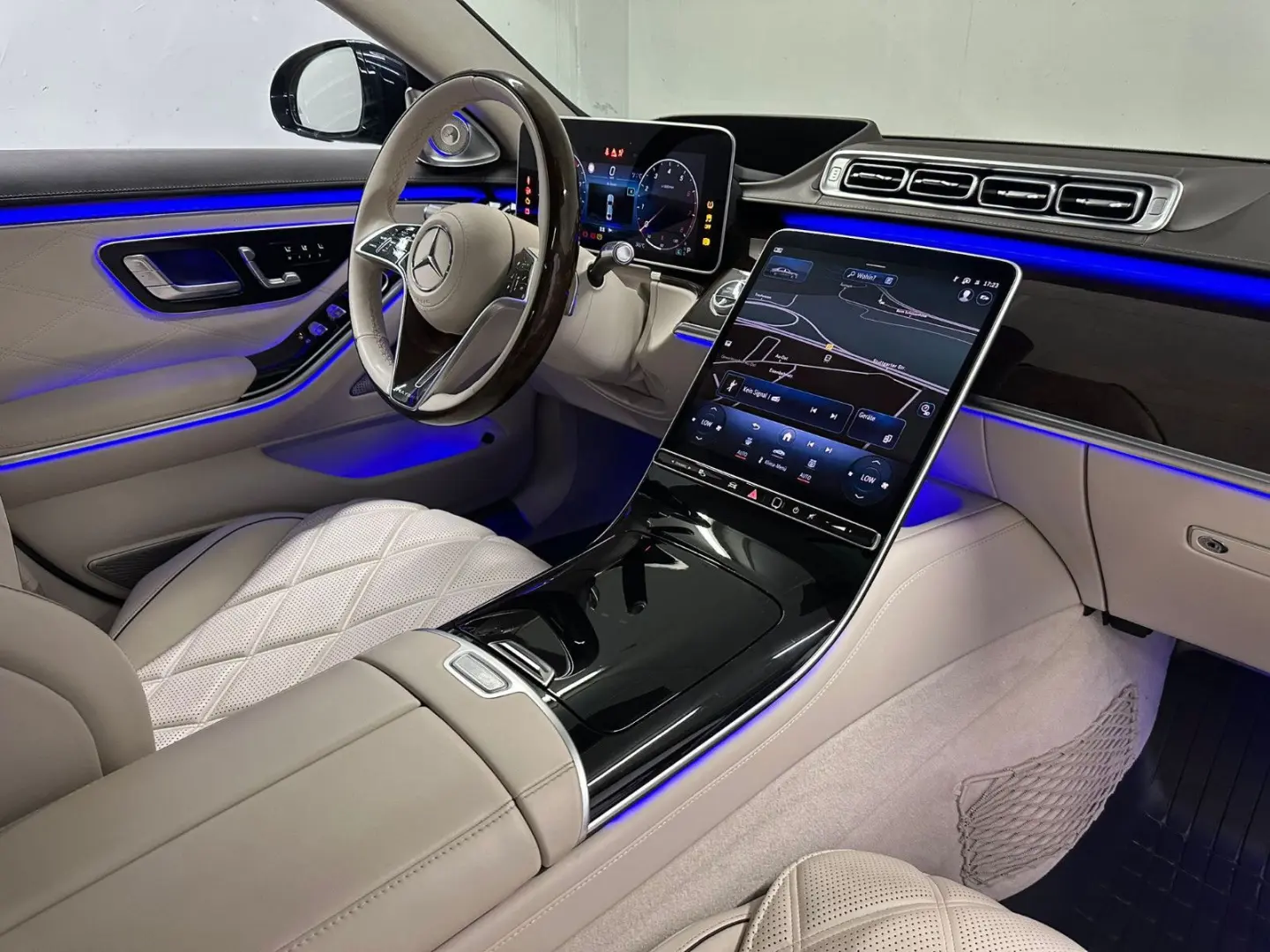 S 680 Maybach 4MATIC *PANO*Klapptisch*FIRSTCLASS