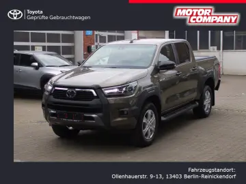 Hilux  Double Cab Invincible 4x4