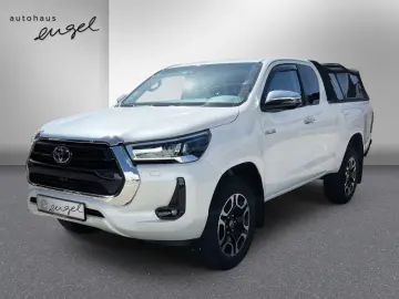 HiLux 4x4 Extra Cab Autm. Executive 360  AHK NAV