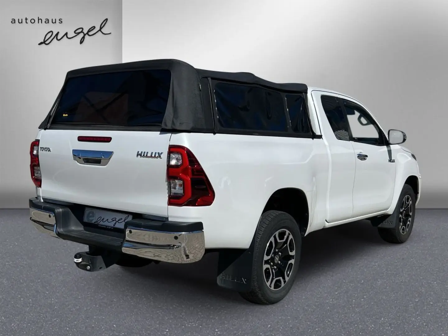 HiLux 4x4 Extra Cab Autm. Executive,360°,AHK,NAV