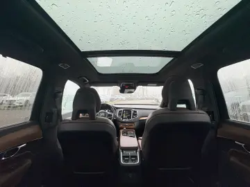 XC90 T8 AWD Inscription Expr.