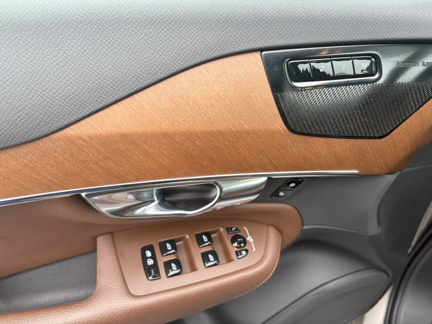 XC90 T8 AWD Inscription Expr.