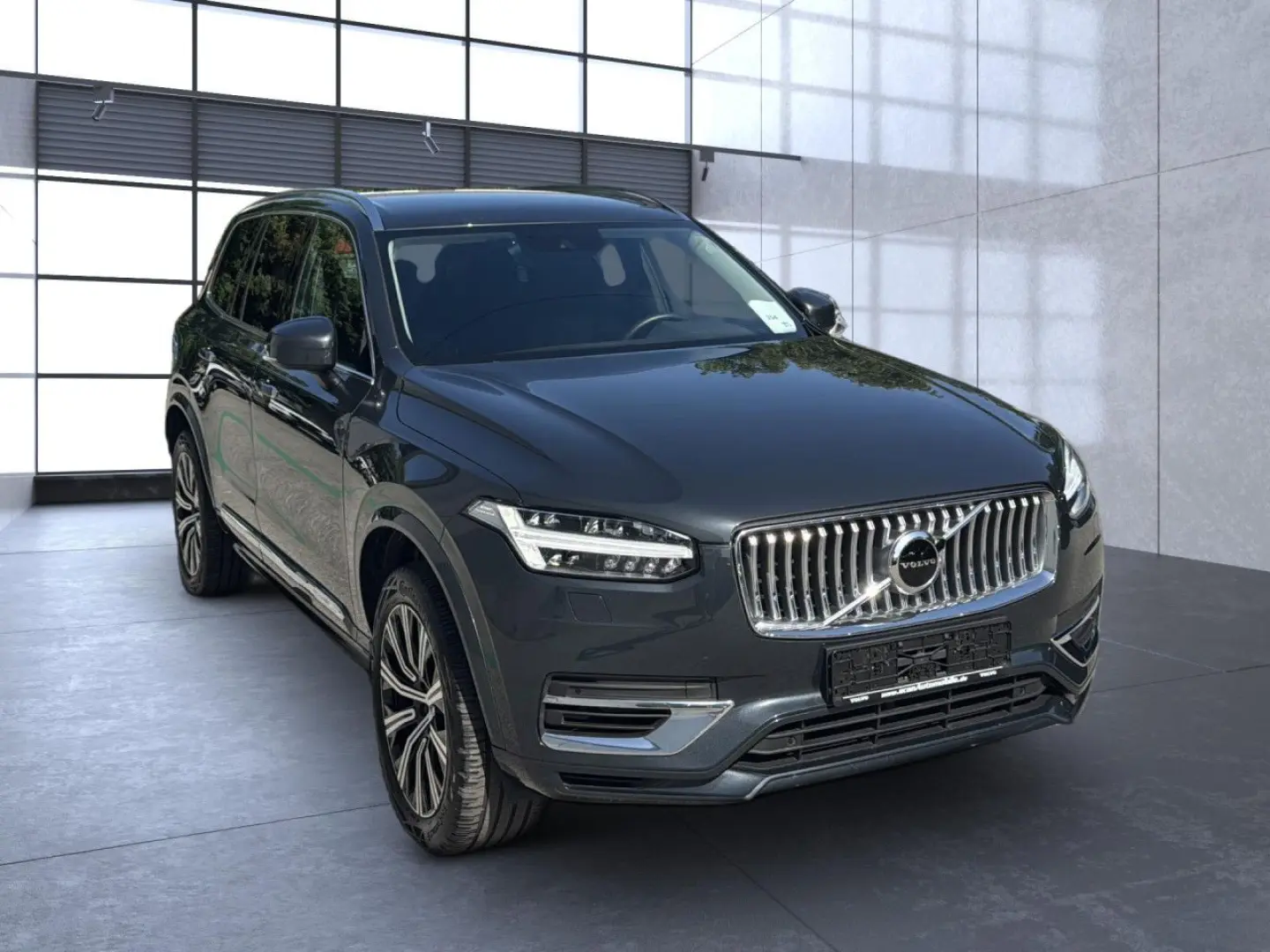 XC 90 Plus Bright Recharge Plug-In Hybrid AWD