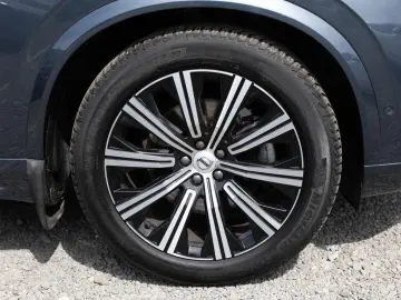 XC90 B5 AWD Ultimate Bright ACC AHK HUD 7-SITZER