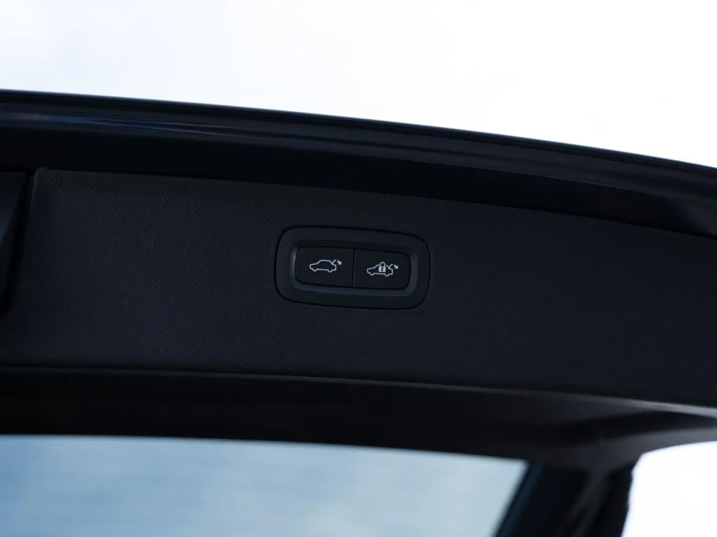 XC90 B5 AWD Ultimate Bright ACC AHK HUD 7-SITZER