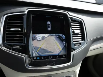 XC90 B5 AWD Ultimate Bright ACC AHK HUD 7-SITZER