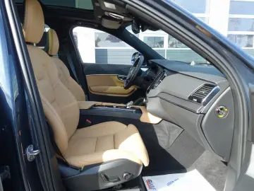 XC90 Ultra, T8 AWD/Massage/360°/Pano/FourC/AHK
