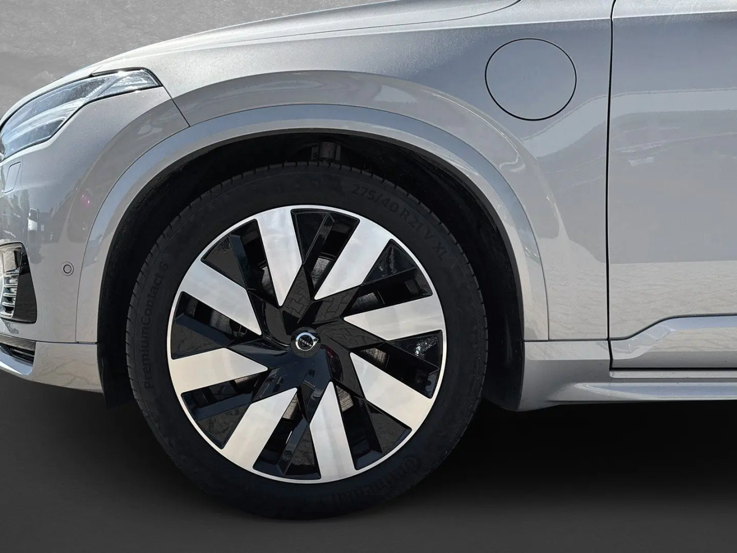 XC90 T8 PHEV AWD Ultimate Dark 7-Sitzer VOLL B&W