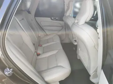 XC60 B4 Diesel EU6d Plus Bright AWD AHK Navi Led