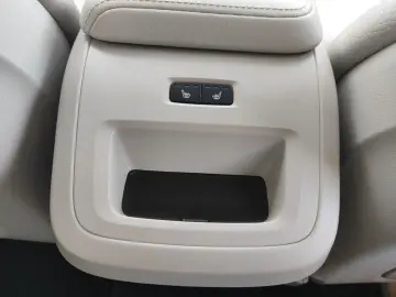 XC60 B4 Diesel EU6d Plus Bright AWD AHK Navi Led