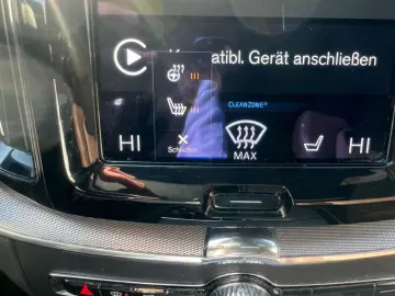XC60 Inscription AWD B5 Diesel HUD StandHZG AHK 