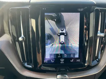 XC60 Inscription AWD B5 Diesel HUD StandHZG AHK 