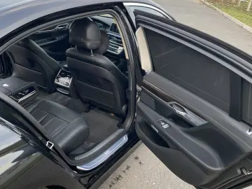 BMW 725