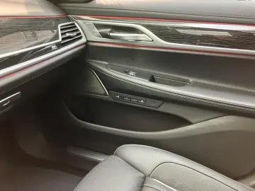 740d xDrive M Sport