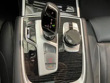 740d xDrive M Sport
