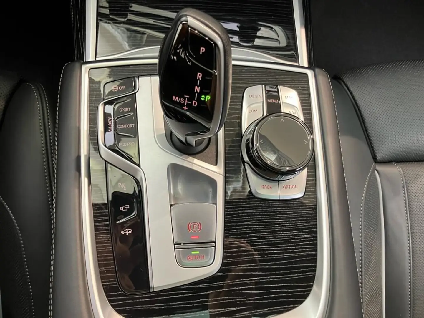 740d xDrive M Sport