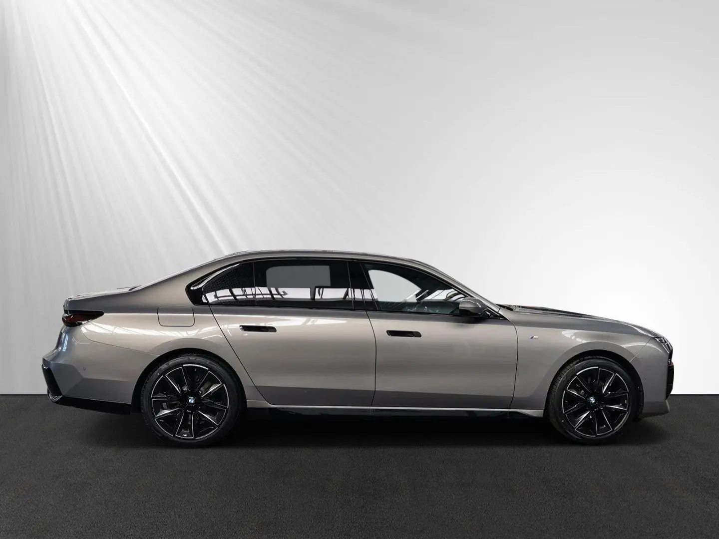 740d xDrive M Sport
