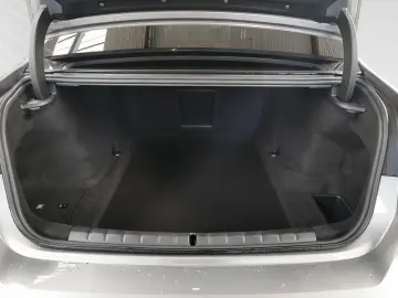 740d xDrive M Sport