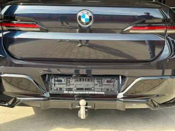 740d xDrive M Sport