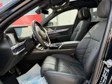 740d xDrive M Sport