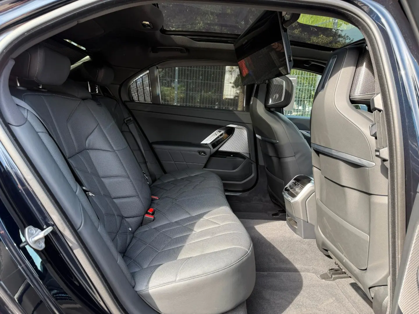 740d xDrive M Sport
