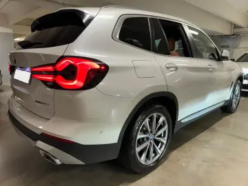 X3 Baureihe X3 xDrive 20 d// LEDER// TOP//