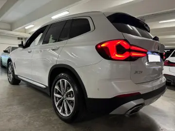X3 Baureihe X3 xDrive 20 d// LEDER// TOP//