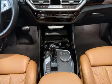 X3 Baureihe X3 xDrive 20 d// LEDER// TOP//