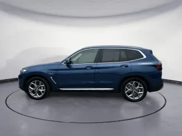 X3 xDrive30e AT Navi Head Up 360°Kamera AHK Spor
