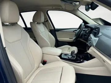 X3 xDrive30e AT Navi Head Up 360°Kamera AHK Spor