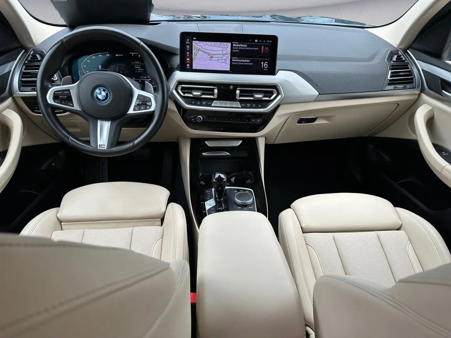 X3 xDrive30e AT Navi Head Up 360°Kamera AHK Spor