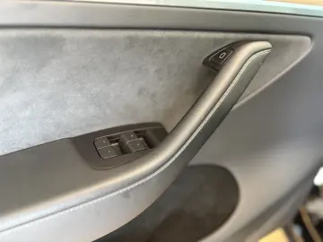 Model Y Long Range Dual AWD Pano Leder R.Cam LED