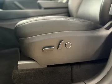 Model Y Long Range Dual AWD Pano Leder R.Cam LED