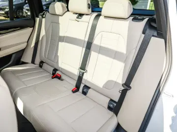 X3 xDrive20i M Sport PANO RFK NAVI LED PDC V+H