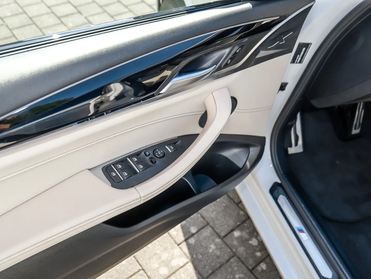 X3 xDrive20i M Sport PANO RFK NAVI LED PDC V+H
