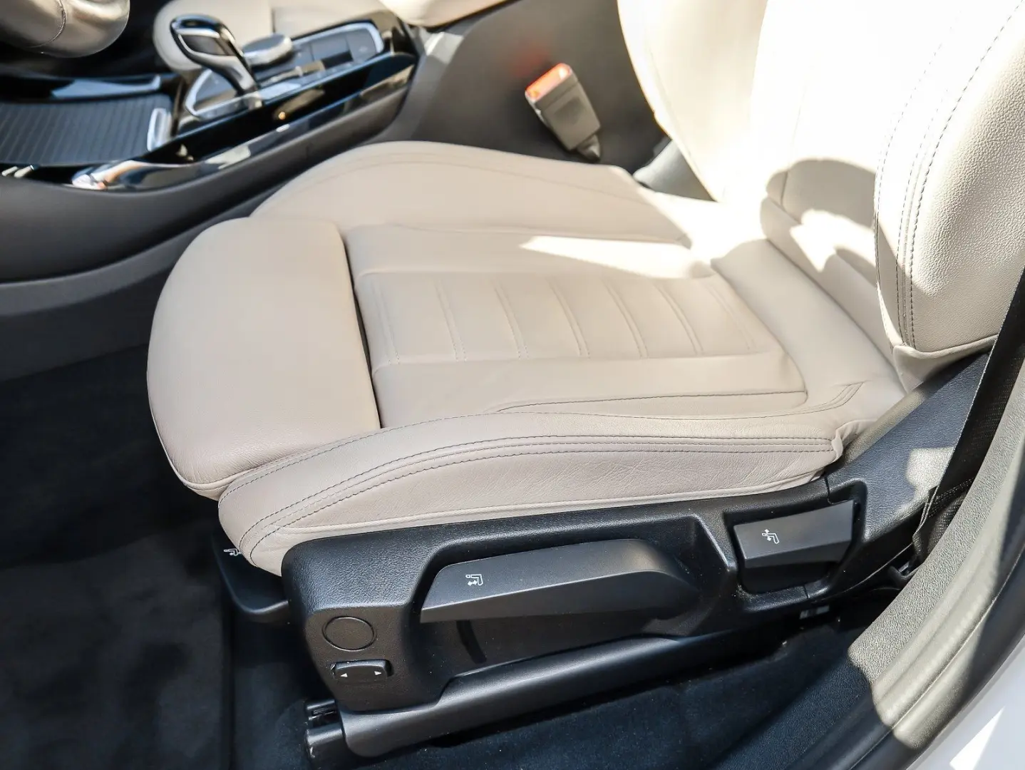 X3 xDrive20i M Sport PANO RFK NAVI LED PDC V+H