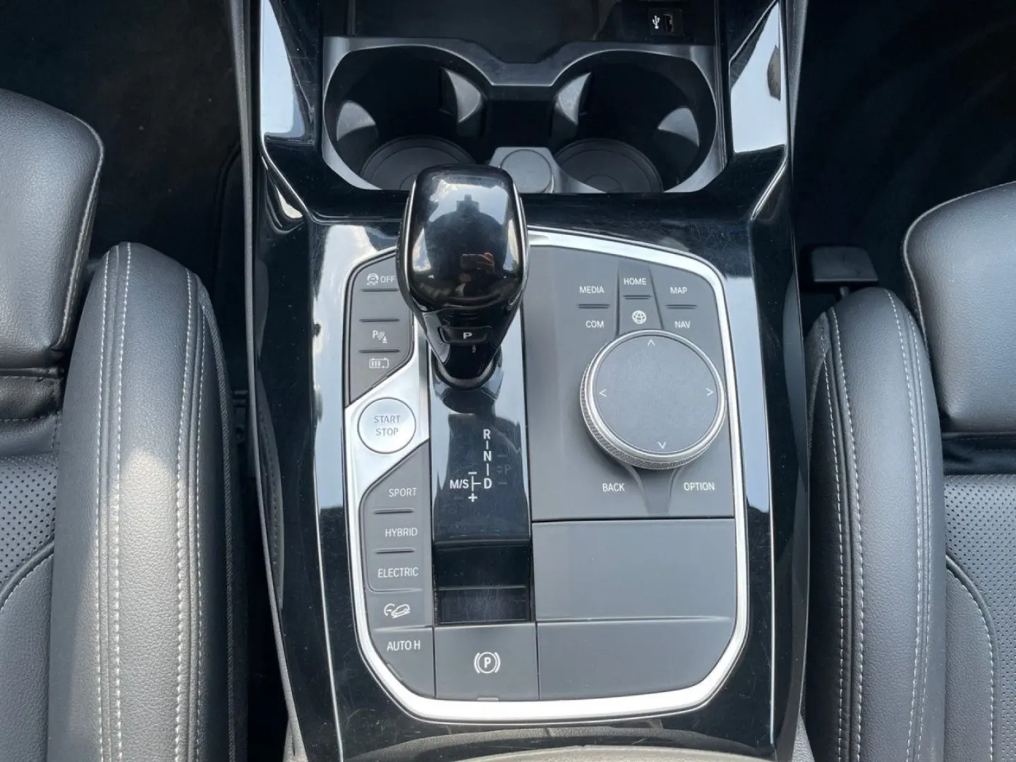X3 xDrive30e M-Sport AHK RFK Laser HUD HiFi 19