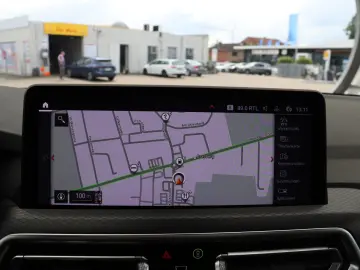 X3 xDrive20d aut. / M SPORT + NAVI + PANO. + HIF
