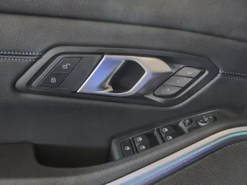 M340i xDrive Harman Kardon*Head Up*Live Cockpit 