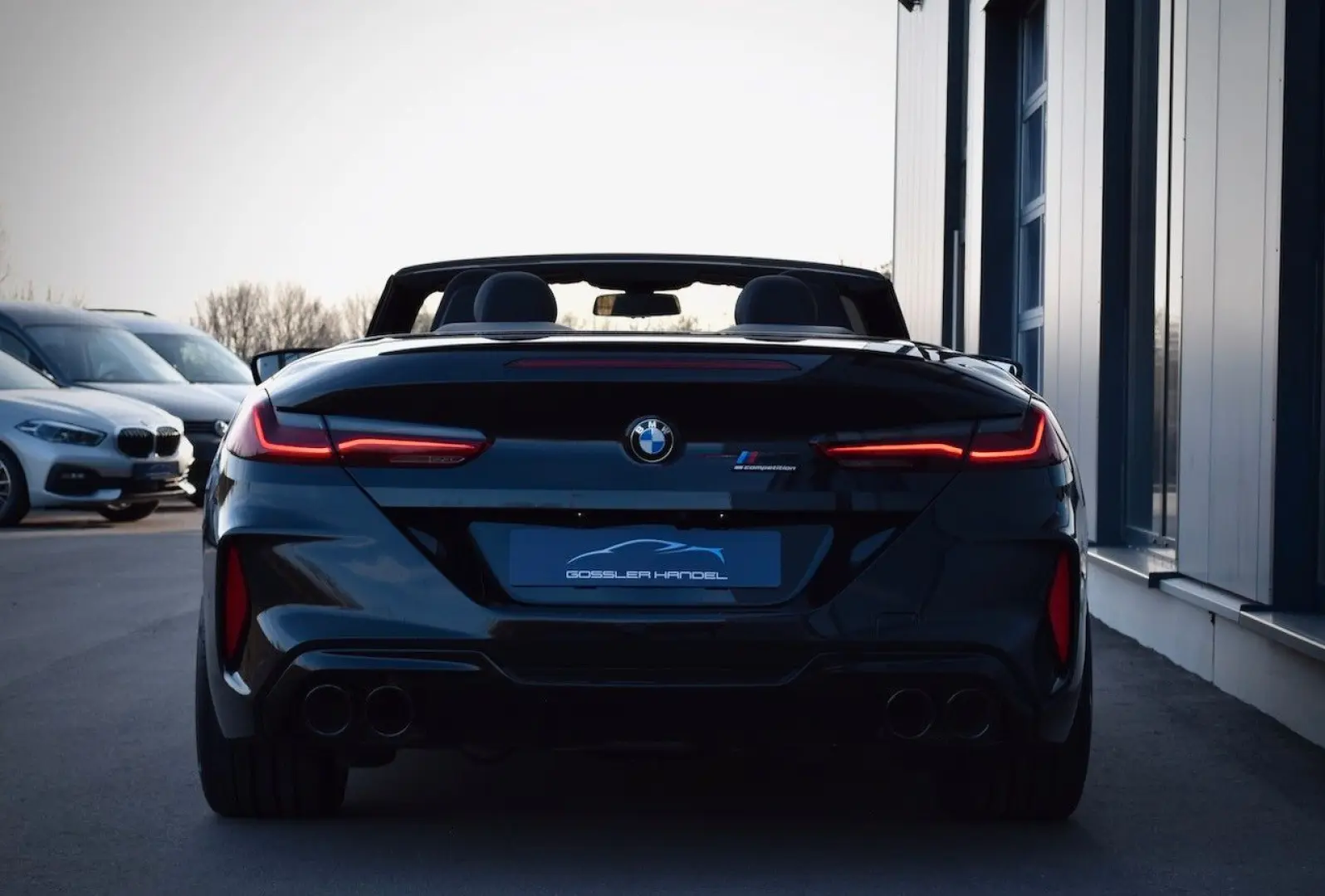 M8 CABRIO COMPETITION AMBIENTE 360KAMERA B&W