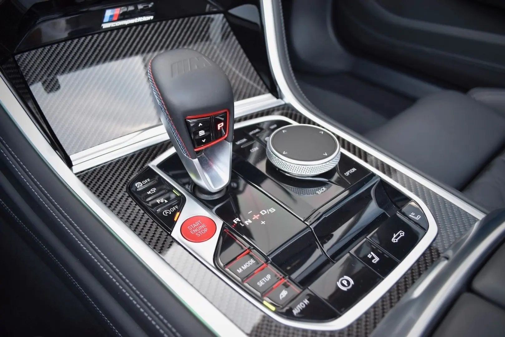 M8 CABRIO COMPETITION AMBIENTE 360KAMERA B&W
