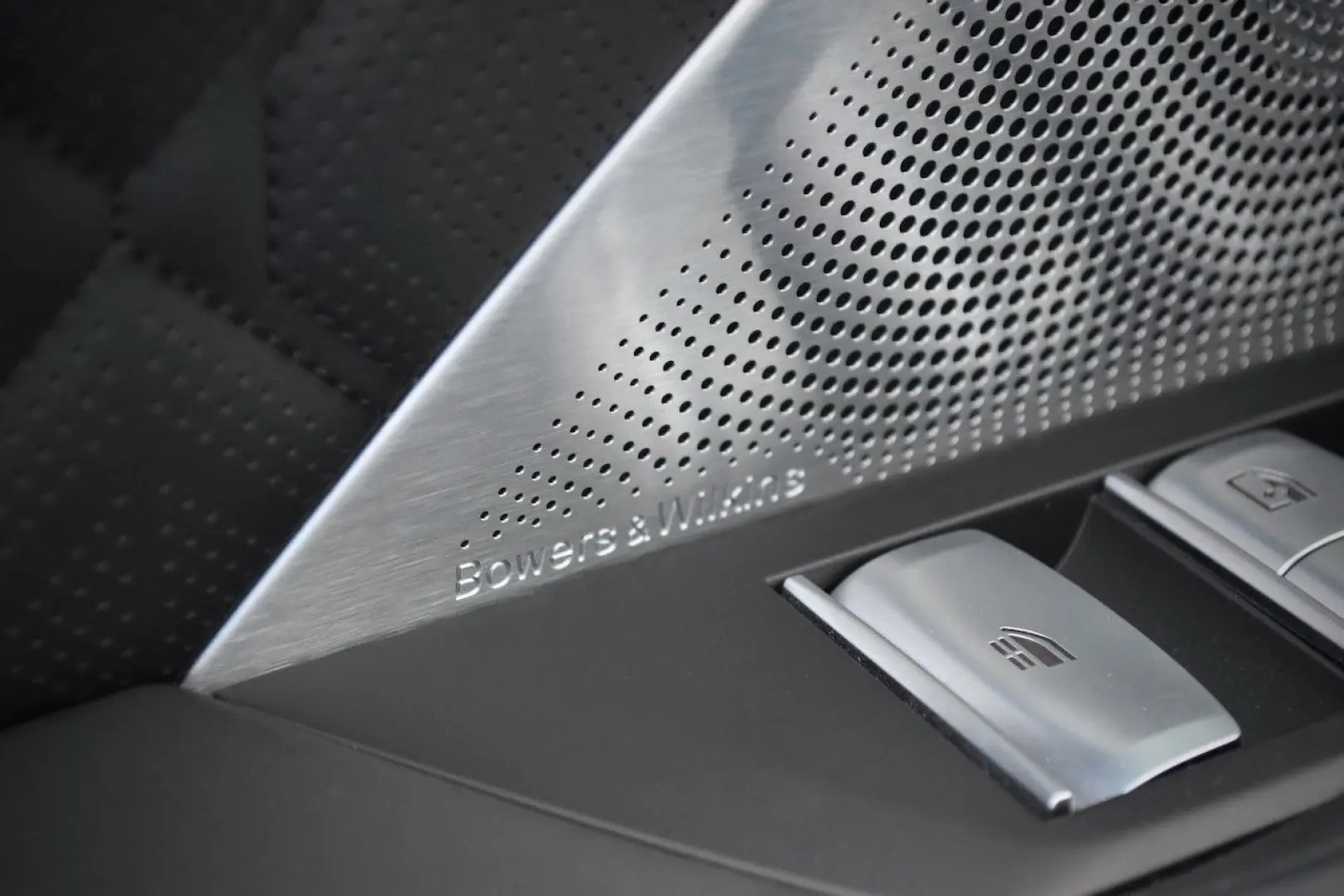 M8 CABRIO COMPETITION AMBIENTE 360KAMERA B&W