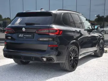X5 xDrive45e M-Pack Pano HUD 22'