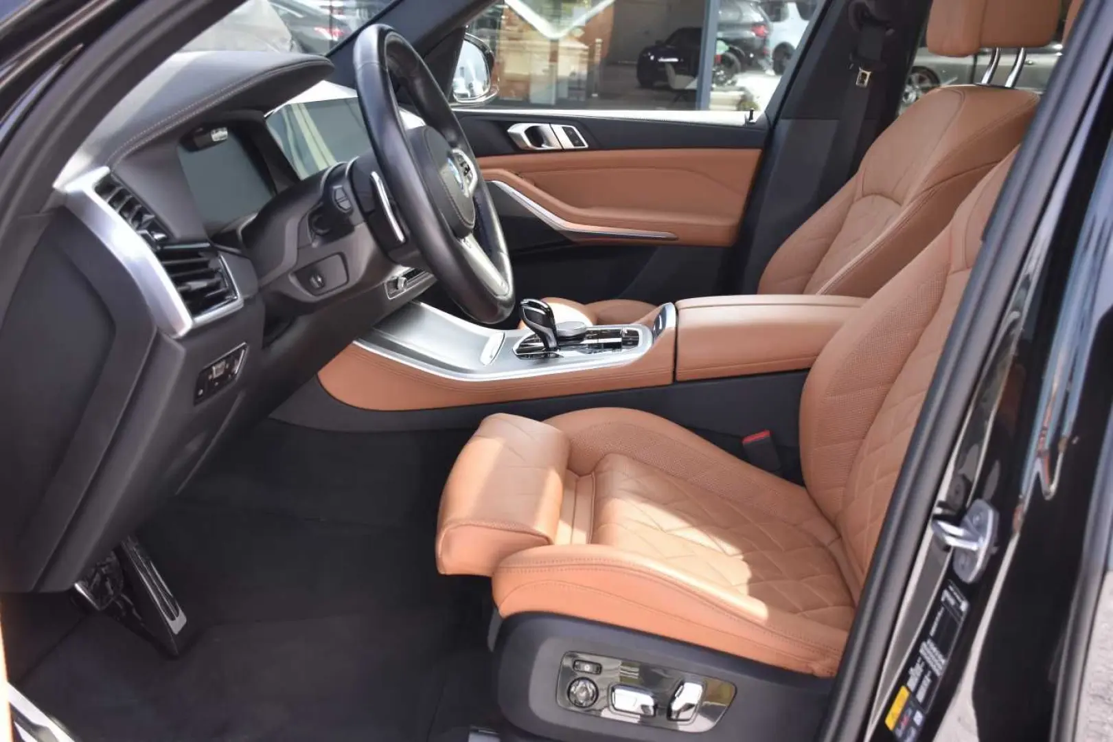 X5 xDrive45e M-Pack Pano HUD 22'