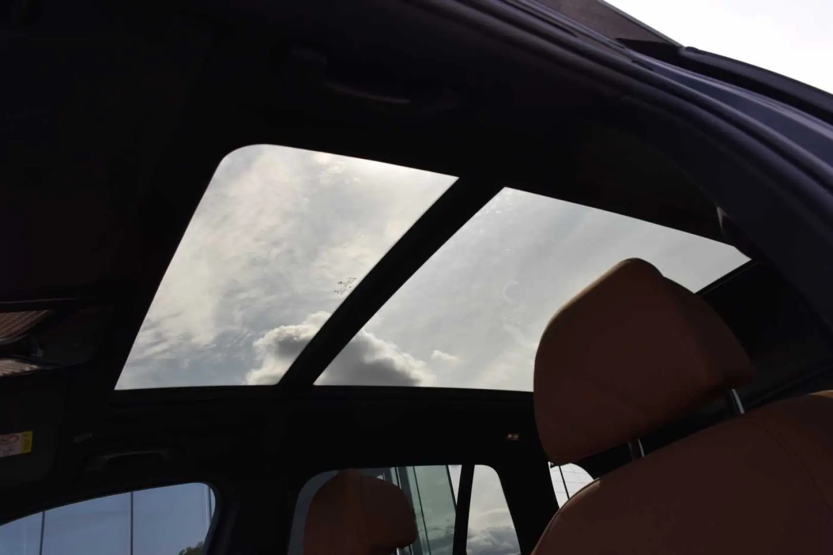 X5 xDrive45e M-Pack Pano HUD 22'