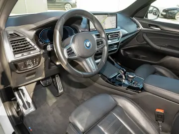 X3 xDrive30eA M Sportpaket HUD Kamera AHK Navi